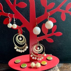 Vint 4 Pairs of Pearl Dangle Earrings - Pearl Dangle Earring Lot